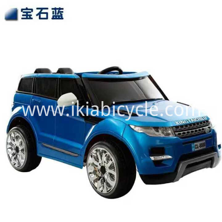 Cor azul menino brinquedo passeio no carro